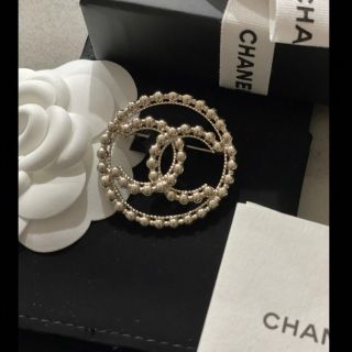 シャネル(CHANEL)のCHANEL💛新品未使用💙サークルCCマーク❤️ブローチ(ブローチ/コサージュ)