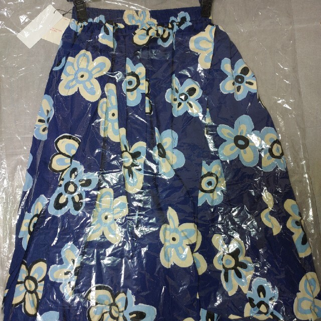 Marni(マルニ)のマルニ　×　ユニクロ　バルーンシェイプスカート　花柄 レディースのスカート(ひざ丈スカート)の商品写真
