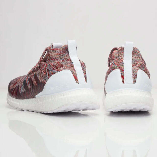 adidas(アディダス)のADIDAS ULTRA BOOST MID KITH 28.5cm アディダス メンズの靴/シューズ(スニーカー)の商品写真