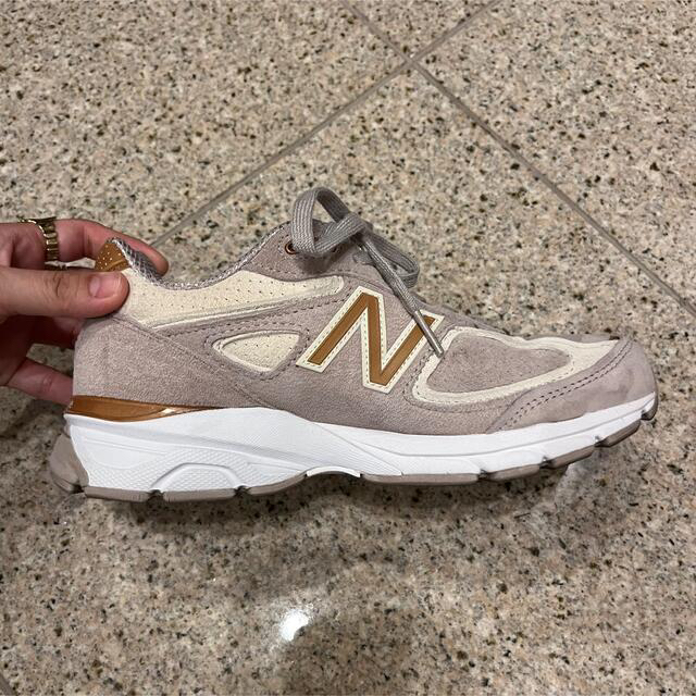 New Balance(ニューバランス)のnew balance 990 ピンクページュw990fa4 レディースの靴/シューズ(スニーカー)の商品写真