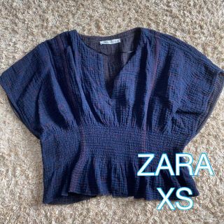 ザラ(ZARA)のZARA トップス  XS(Tシャツ(半袖/袖なし))