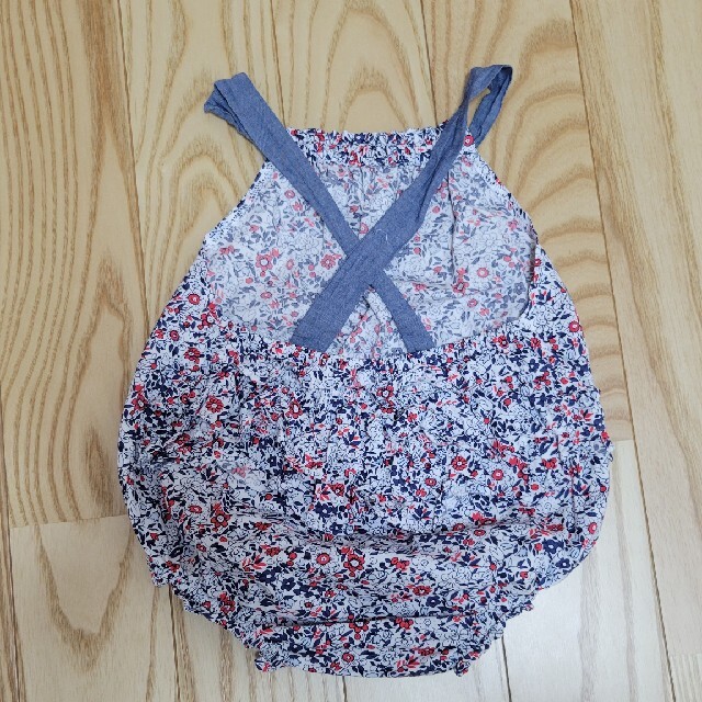 babyGAP(ベビーギャップ)の子ども服　花柄ロンパース キッズ/ベビー/マタニティのキッズ服女の子用(90cm~)(ワンピース)の商品写真