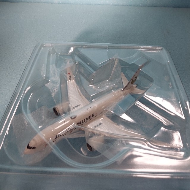 JAL B787-8 金の鶴丸 JA835J PHOENIX 1:400 テーブルゲーム/ホビー JAL B787-8 金の鶴丸 JA835J PHOENIX 1:400 テーブルゲーム/ホビー