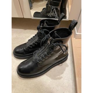 ルイヴィトン(LOUIS VUITTON)のブラックアイス ライン アンクルブーツ アップサイドダウンLV 18ss(ブーツ)