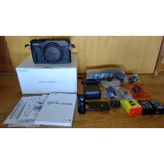 富士フイルム - GFX50R 美品 付属品完備 予備バッテリー×2 外 富士フイルム - GFX50R 美品 付属品完備 予備バッテリー×2 外