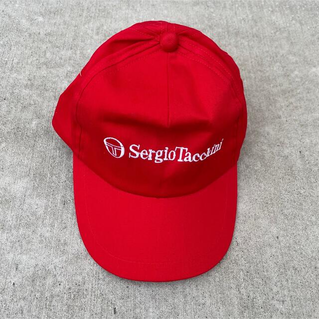 Sergio Tacchini(セルジオタッキーニ)のsergio tacchini front logo cap  red メンズの帽子(キャップ)の商品写真