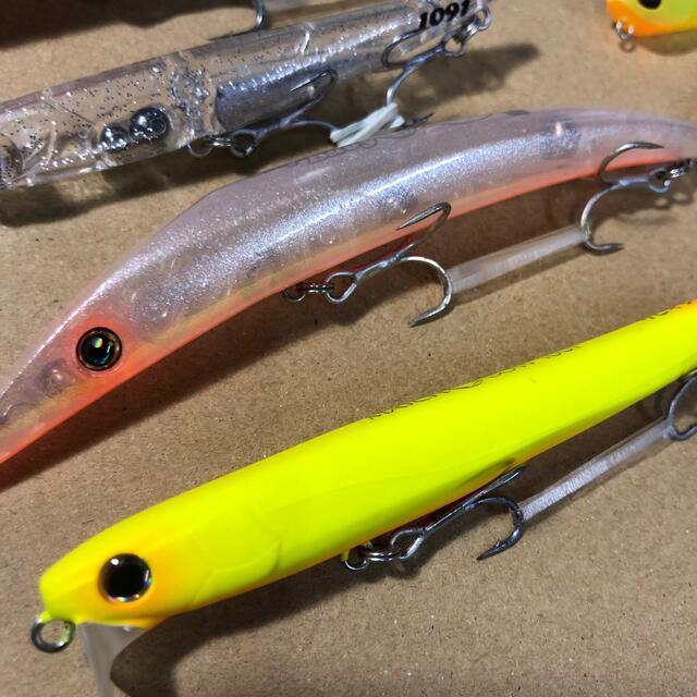 Megabass(メガバス)のシーバス用ルアー8点セット 使用済 メガバスやアピアなど スポーツ/アウトドアのフィッシング(ルアー用品)の商品写真