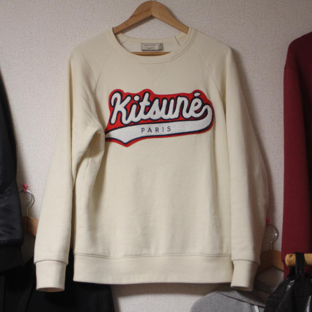 MAISON KITSUNE'(メゾンキツネ)のmaison kitsune ロゴスウェット メンズのトップス(スウェット)の商品写真