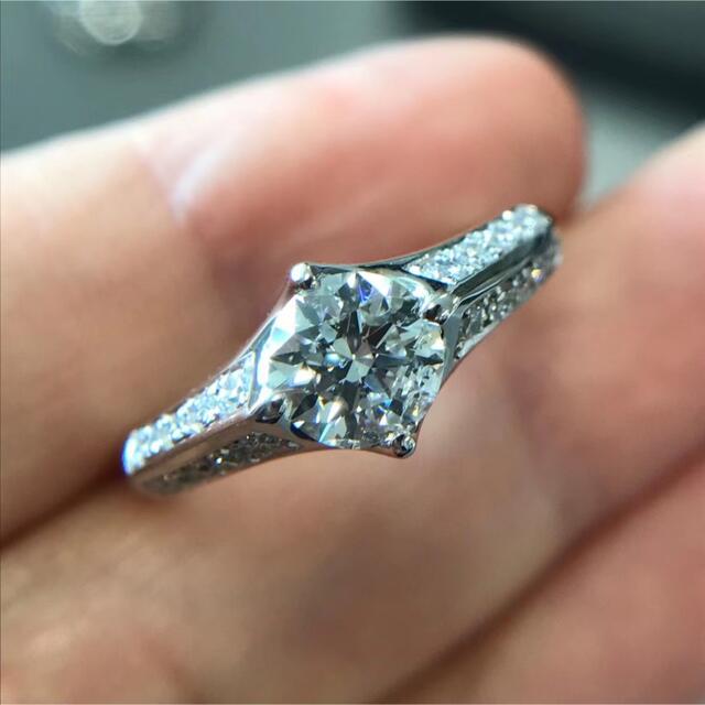 PT 一粒ダイヤモンド　1.015ct 指輪　鑑定書付き　新品 レディースのアクセサリー(リング(指輪))の商品写真