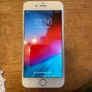 アイフォーン(iPhone)のiPhone6 16GB ホワイト　& ブラック(スマートフォン本体)