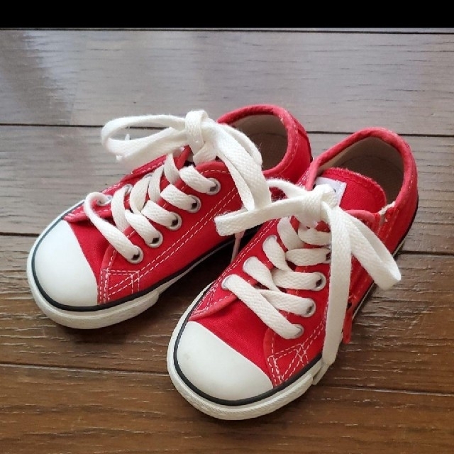 CONVERSE(コンバース)のCONVERSEスニーカー　15㎝ キッズ/ベビー/マタニティのキッズ靴/シューズ(15cm~)(スニーカー)の商品写真