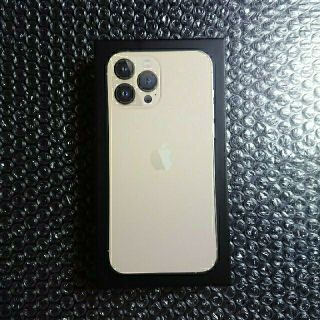 アイフォーン(iPhone)のiPhone13 Pro Max 256GB ゴールド(スマートフォン本体)