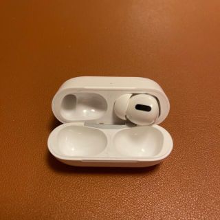 アップル(Apple)のairpods pro 左耳 + 本体(ヘッドフォン/イヤフォン)