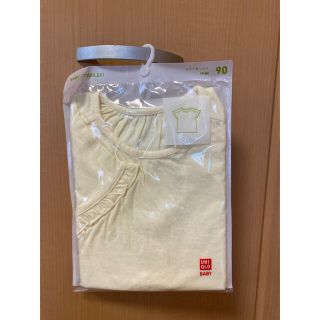 ユニクロ(UNIQLO)の新品♪〈匿名配送〉ユニクロ　クルーネックT  半袖　90(Tシャツ/カットソー)