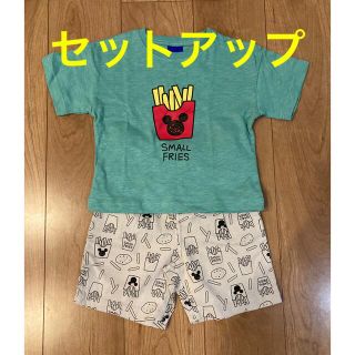 ディズニー(Disney)の新品⭐︎９０　セットアップ　ディズニー半袖半ズボン(Tシャツ/カットソー)