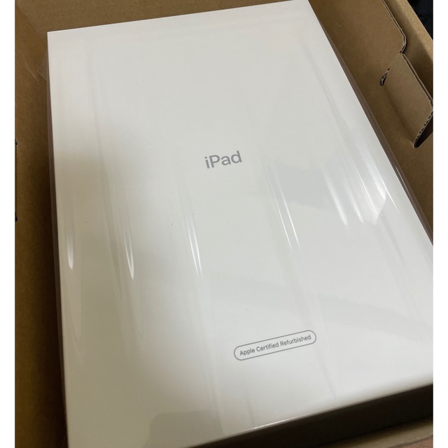 iPad(アイパッド)のiPad Wi-Fi 128GB スペースグレイ　第8世代　整備済製品 スマホ/家電/カメラのPC/タブレット(タブレット)の商品写真