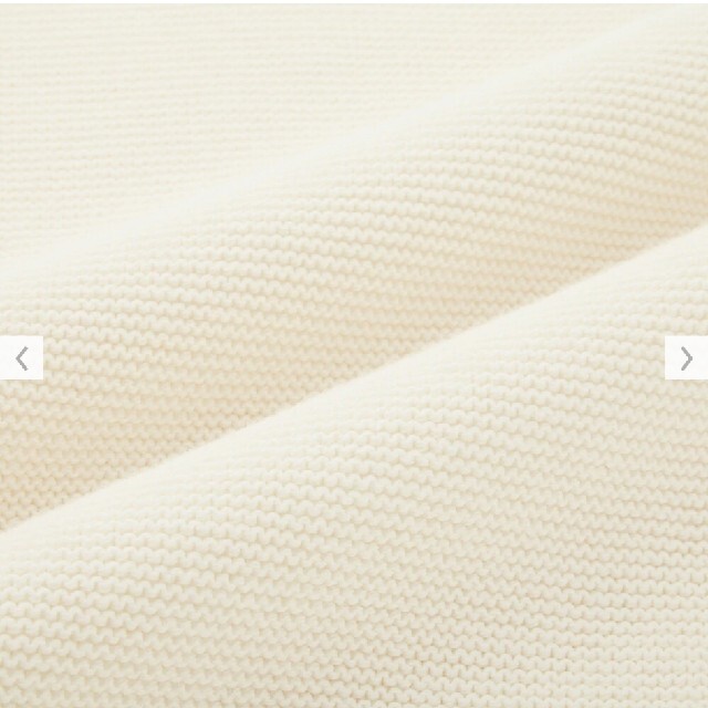 UNIQLO(ユニクロ)の3DコットンコクーンVネックセーター　ブルーM レディースのトップス(ニット/セーター)の商品写真