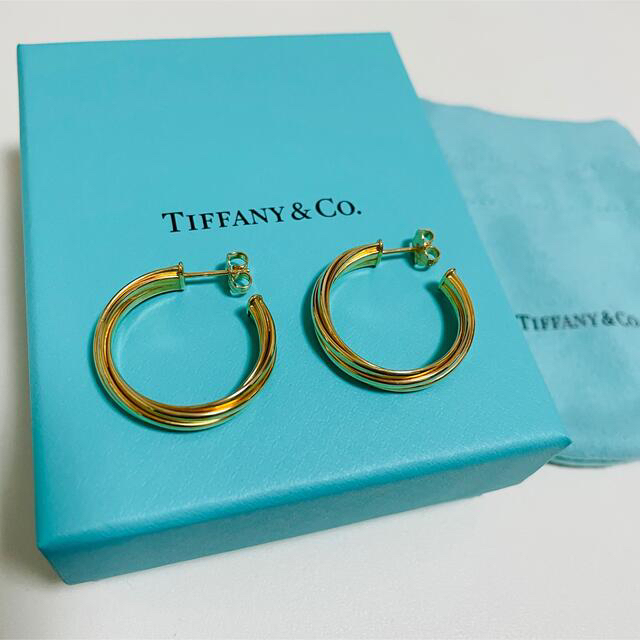 Tiffany & Co.(ティファニー)のティファニー　パロマメロディ　フープピアス　イエローゴールド レディースのアクセサリー(ピアス)の商品写真