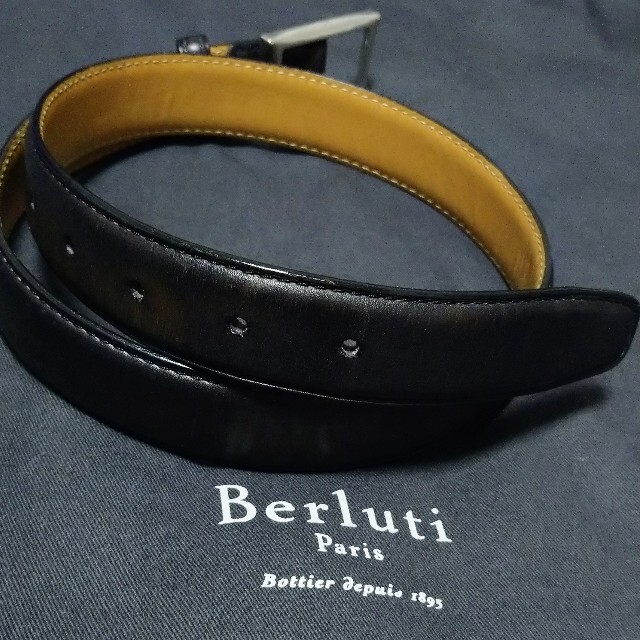 即納好評 Berluti - ベルルッティ ベルト 黒 75/30の通販 by