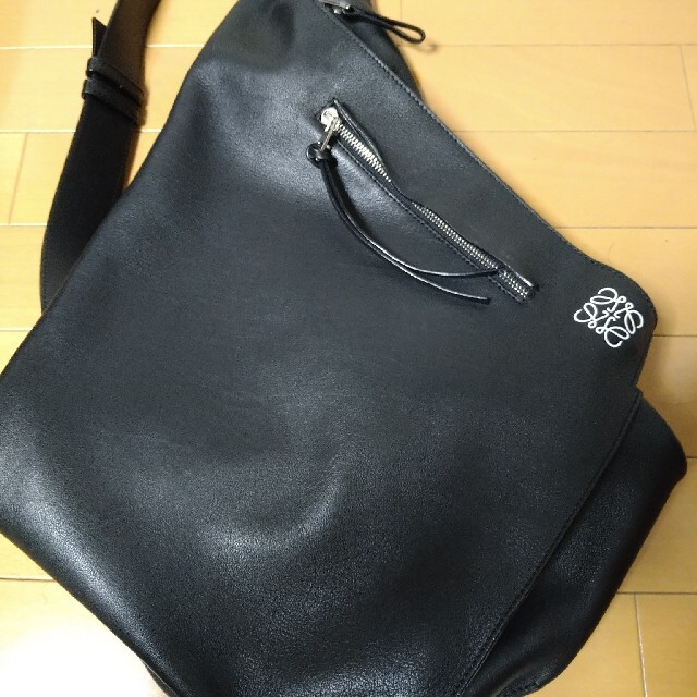 使い勝手の良い LOEWE - ロエベ アントンバッグパック 黒の通販 by
