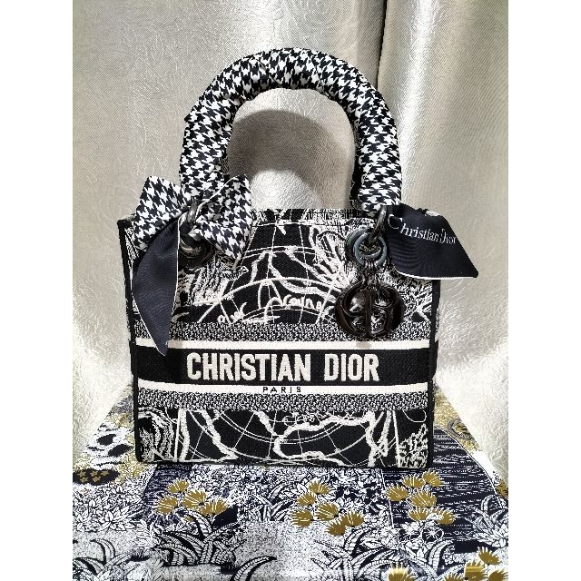 予約】 Christian Dior ミディアムバッグ D-LITE 美品LADY
