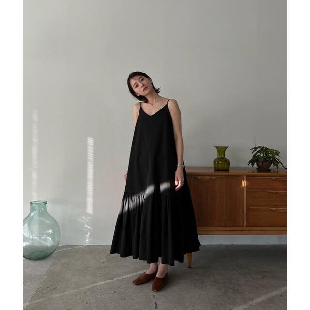 CLANE(クラネ)の新品CLANE VOLUME GATHER CAMISOLE DRESS クラネ レディースのワンピース(ロングワンピース/マキシワンピース)の商品写真