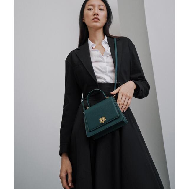 Charles and Keith(チャールズアンドキース)のCHARLES & KEITH  トップハンドルバッグ レディースのバッグ(ショルダーバッグ)の商品写真