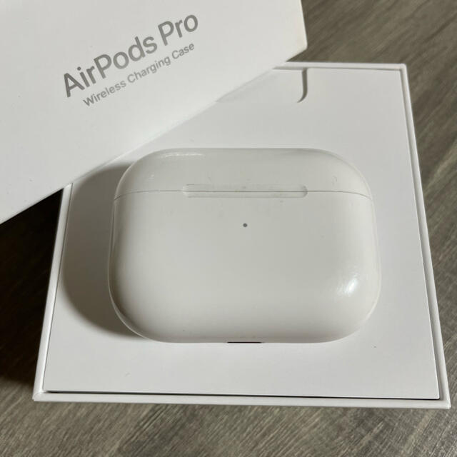 保証期間中AirPods（第2世代）右耳 左耳 ワイヤレス充電ケース