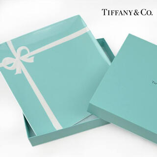 Tiffany & Co. - 【新品未使用】ティファニー ブルーリボン プレート 