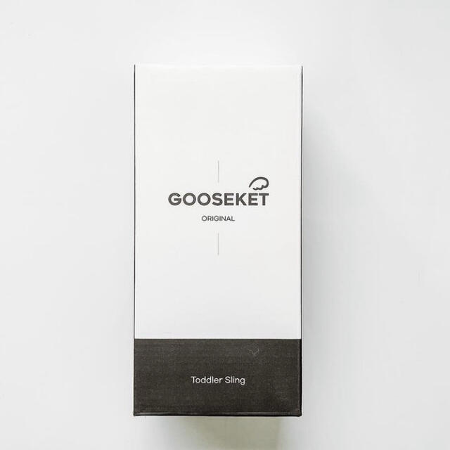 GOOSEKET(グスケット)の【新品未使用 】GOOSEKET グスケット ブラック キッズ/ベビー/マタニティの外出/移動用品(抱っこひも/おんぶひも)の商品写真