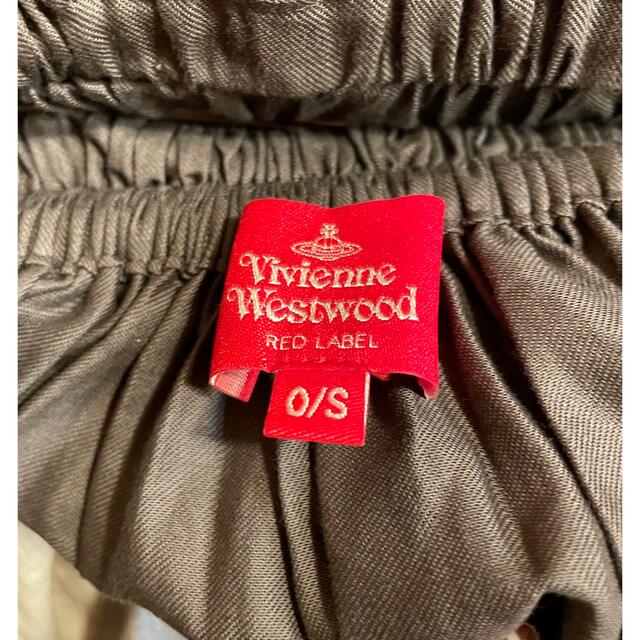 Vivienne Westwood(ヴィヴィアンウエストウッド)の【Vivienne Westwood】ユニオンジャックチュールスカート レディースのスカート(ひざ丈スカート)の商品写真