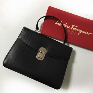 サルヴァトーレフェラガモ(Salvatore Ferragamo)の良品♡フェラガモ♡ガンチーニ♡リザード(ハンドバッグ)