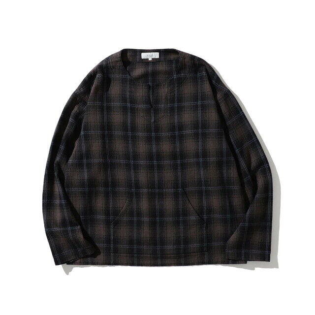 B:MING LIFE STORE by BEAMS(ビーミング ライフストア バイ ビームス)の【CHARCOAL_CHECK】B:MING by BEAMS / B:MING by BEAMS / ラグ柄 スリットネック プルオーバー シャツ その他のその他(その他)の商品写真