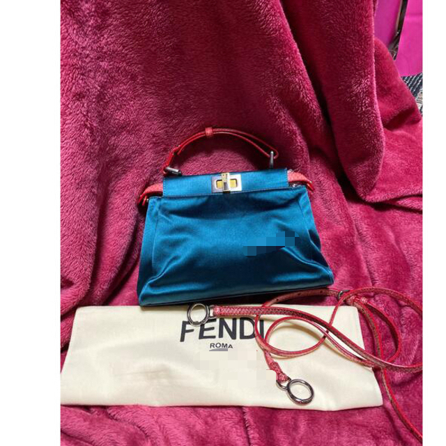 FENDI サテンミニピーカブー  レインカバーあり