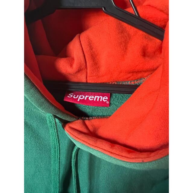 Supreme(シュプリーム)の値下げ！！supreme sideline hooded sweatshirt メンズのトップス(パーカー)の商品写真