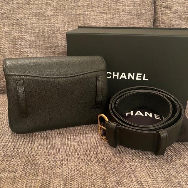 CHANEL(シャネル)の正規品　極美品　CHANEL ウエストバッグ　ボディバッグ　キャビアスキン レディースのバッグ(ボディバッグ/ウエストポーチ)の商品写真