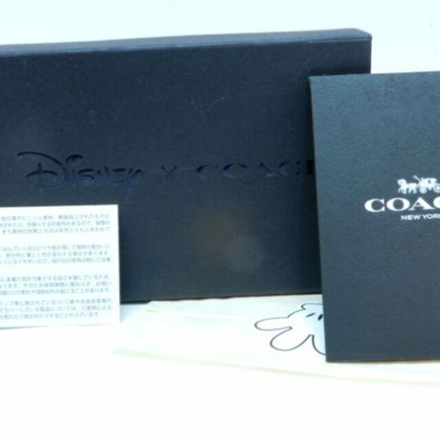 COACH(コーチ)の未使用品　レアー　正規品　コーチ　COACH　ミッキーカードケース　Dizney レディースのファッション小物(名刺入れ/定期入れ)の商品写真