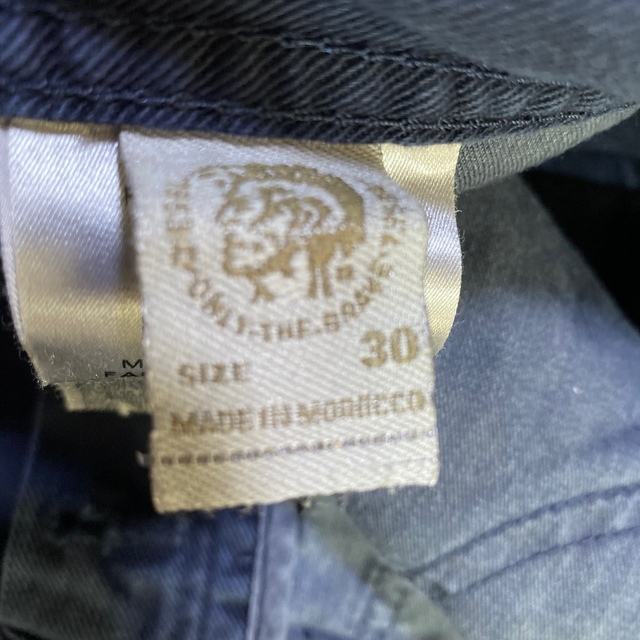 DIESEL(ディーゼル)のディーゼル　パンツ メンズのパンツ(デニム/ジーンズ)の商品写真