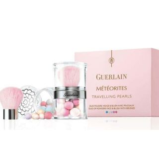 ゲラン(GUERLAIN)のシロネコ大和様専用　ゲラン　guerlain travelling pearls(フェイスパウダー)