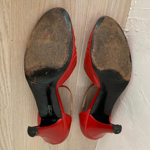 MARC JACOBS(マークジェイコブス)の☆ マークジェイコブス　☆赤いヒール　36 レディースの靴/シューズ(ハイヒール/パンプス)の商品写真
