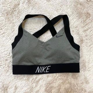 ナイキ(NIKE)のNIKE ブラトップ　ウェア(トレーニング用品)