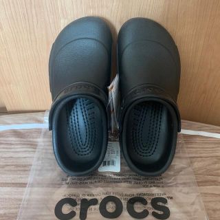 クロックス(crocs)の新品　ビストロ　クロックス  黒　m6/w8(サンダル)