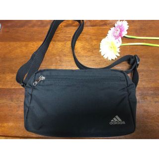 アディダス(adidas)のadidasショルダーバッグ(ショルダーバッグ)