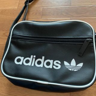 アディダス(adidas)のadidas ショルダー　黒(ショルダーバッグ)