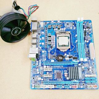 マザーボード　GA-H67M-D2-B3（CPU,CPUクーラー付き）(PCパーツ)