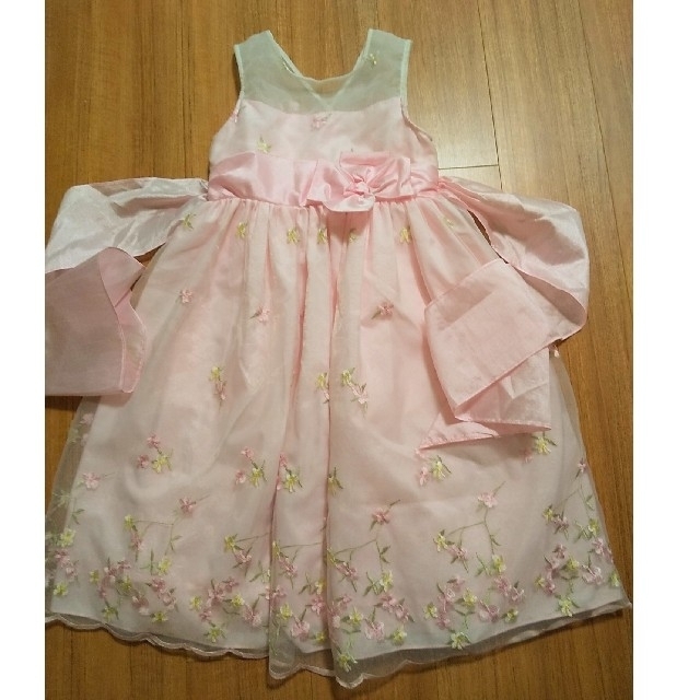 コストコ(コストコ)のキッズドレス  サイズ7 キッズ/ベビー/マタニティのキッズ服女の子用(90cm~)(ドレス/フォーマル)の商品写真