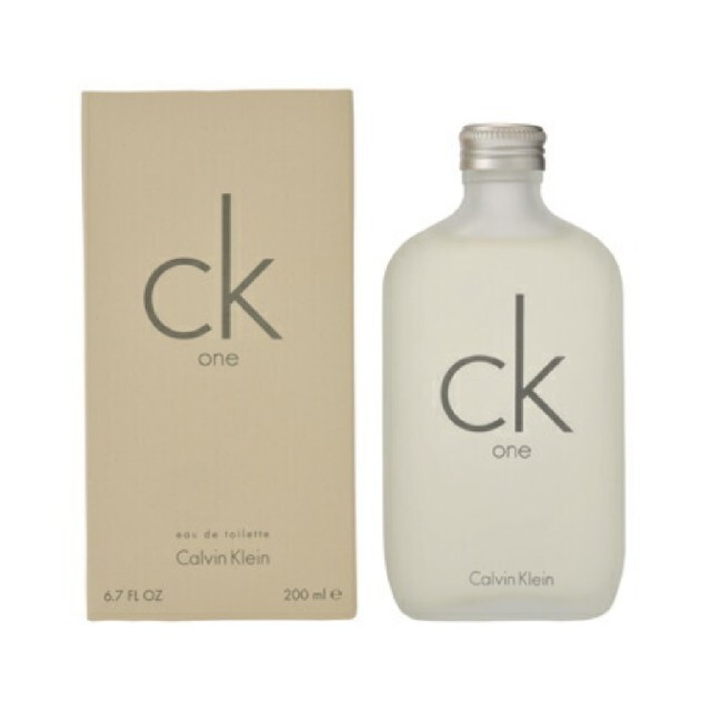 Calvin Klein(カルバンクライン)のHANABI様専用 CK one 200ml コスメ/美容の香水(香水(男性用))の商品写真