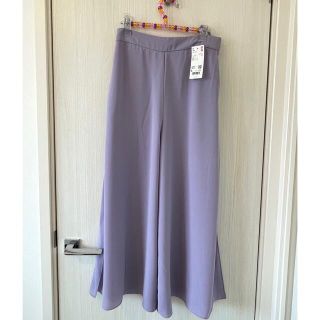 ユニクロ(UNIQLO)の新品★ユニクロ　パープル　S シフォンスカートパンツ　スカーチョ(カジュアルパンツ)