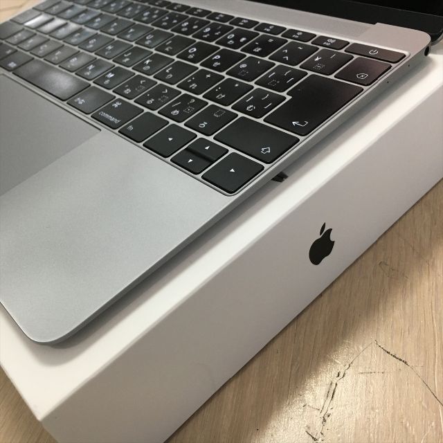 386) Apple MacBook 12インチ 2017 Core m3