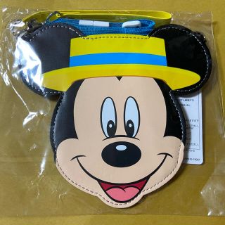 ディズニー(Disney)のミッキー パスケース　カードホルダー(パスケース/IDカードホルダー)